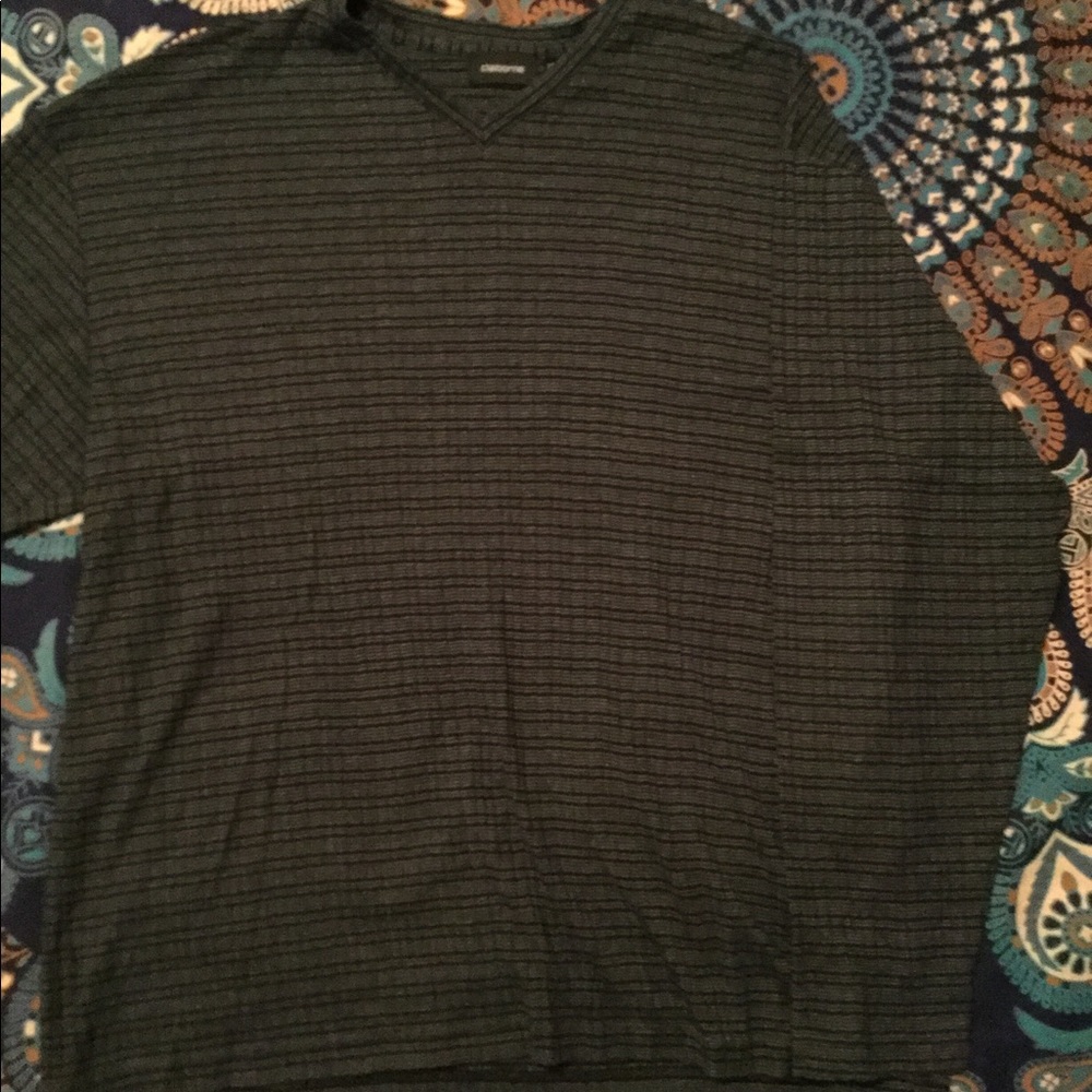 Men’s Claiborne Classy V Neck Long Sleeve XL